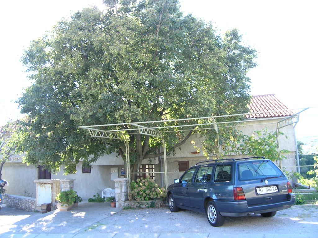 Apartments Dagmar Крк Екстер'єр фото